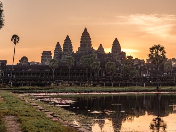TT-100-PACKAGES, 3D2N-Siem Reap (Angkor Wat)