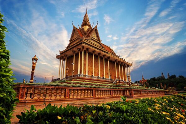 TT-43-PACKAGES, 6D5N-Siem Reap-Phnom Penh-Oudong Mountain
